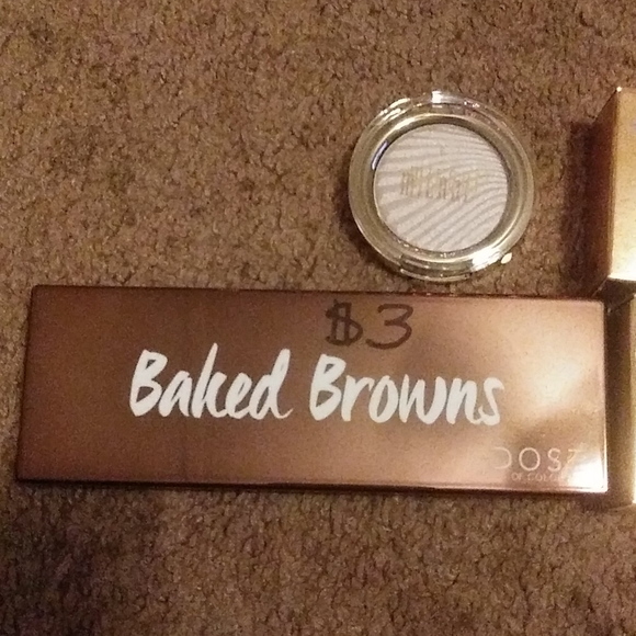 Multiple makeup bundle - Picture 3 of 3